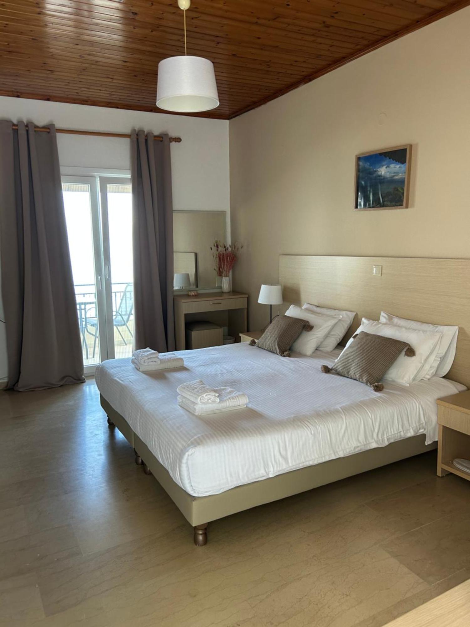 Akrogiali Rooms Mpoukaris Extérieur photo